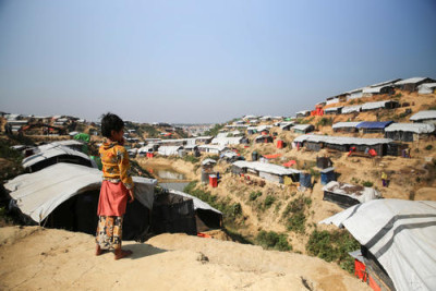Mais de 647 mil rohingyas fugiram da Birmânia para o Bangladesh e estão agora abrigados em acampamentos superlotados e insalubres. Foto de Mohammad Ghannam/MSF.