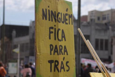 O projeto do Bloco é aplicável a trabalhadores por conta de outrem, trabalhadores independentes e trabalhadores informais excluídos de outros apoios