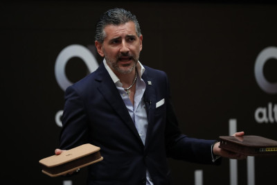 A NOWO foi dispensada do pagamento de multa uma vez que o processo teve origem num pedido de clemência da NOWO.