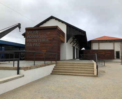 Pólo Museológico, Vilar Formoso Fronteira da Paz – Memorial aos Refugiados e ao Cônsul Aristides de Sousa Mendes (imagem exterior)
