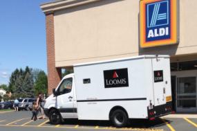 Trabalhadores da Loomis protestam contra despedimento coletivo