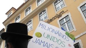 A crise chegou, mas não aos super-ricos