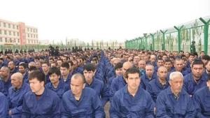 Campo de "reeducação" da comunidade uigur, em Xinjiang.