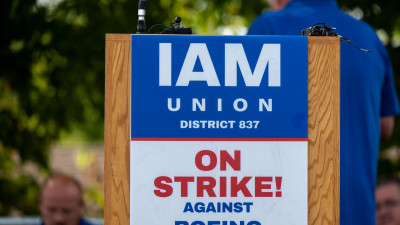 Trabalhadores do IAM da Boeing em greve.