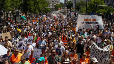 Manifestação em Madrid este domingo pelo direito à habitação. 