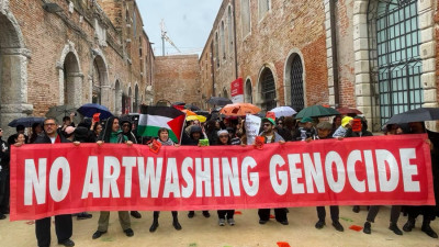 Manifestação na Bienal de Veneza contra a presença de Israel no festival