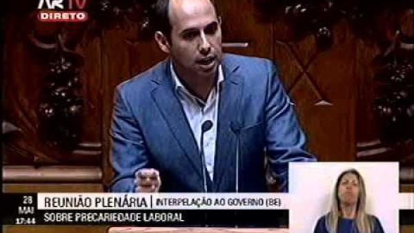 “Mota Soares, o ministro ziguezague, é o lobo com a pele de cordeiro”