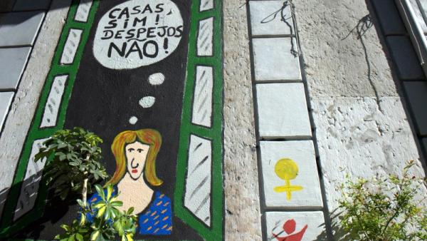 Casas sim, despejos não!