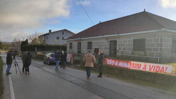 População de Morgade protesta contra mina de lítio 