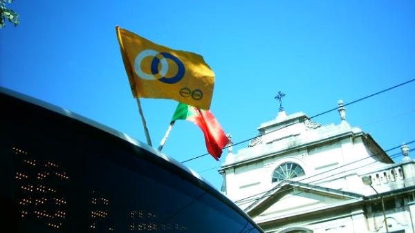 Bandeira da Carris. Foto de Tuválkin/Flickr.