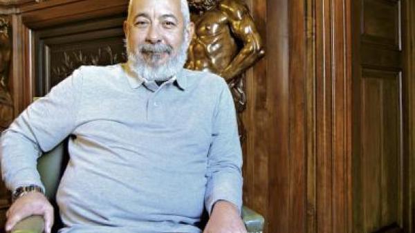 Leonardo Padura: "Eu acho que o amor e o sexo são sempre libertadores". Foto de Casa da América