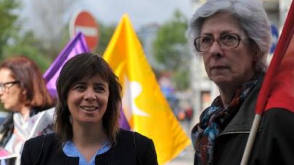 Catarina Martins falou aos jornalistas durante a apresentação, no mercado de Benfica, do Manifesto +60, destinado aos reformados e idosos. Foto de Paulete Matos
