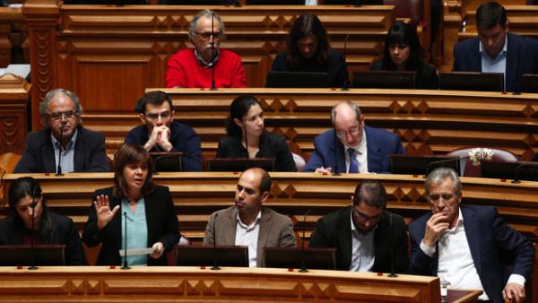 Trabalho dos estivadores é duro e com riscos graves de acidentes de trabalho