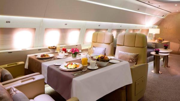 Interior de jato privado