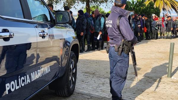 Megaoperação de prevenção criminal na zona da praia do Samouco.