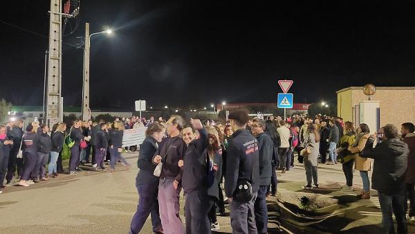 Trabalhadores da Hutchinson em luta. Foto da Fiequimetal.