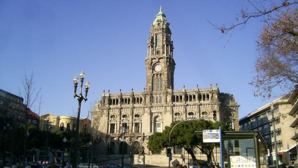 Câmara Municipal do Porto.