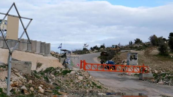 Colonato de Homesh com novo portão. Foto de Alex Levac publicada no A LEncontre.