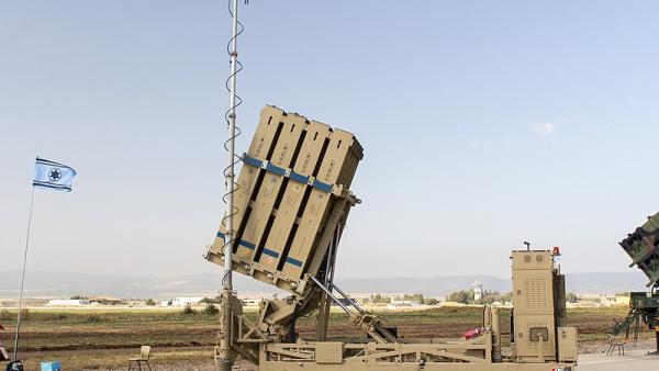 Um dos elementos da cúpula de ferro exibidos publicamente por Israel. Foto de Oren Rozen/Wikimedia Commons.