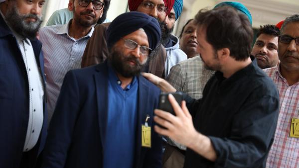 Reunião com sikhs