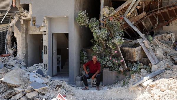 Destruição causada por Israel no campo de refugiados de Nour Shams na Cisjordânia.