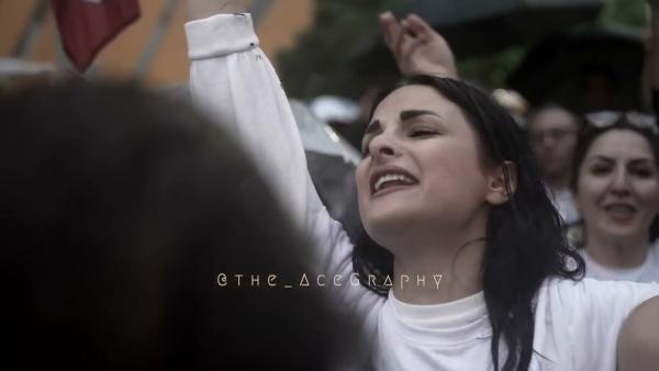 O Imenso Comércio do Nada XXIV