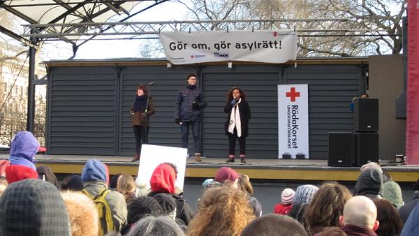Sessão de organizações anti-racistas em Estocolmo.