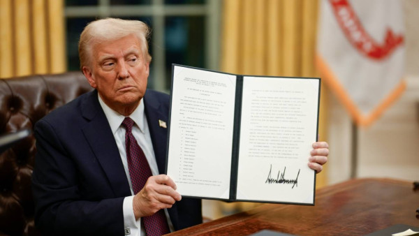 Trump assina ordens executivas