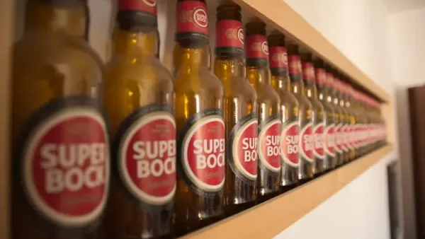 Garrafas de Super Bock.