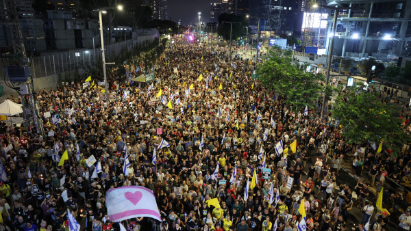 Manifestação em Telavive contra o plano de ocupação total de Gaza.