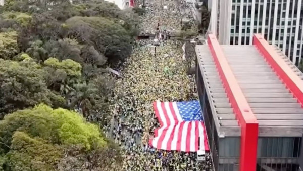 Manifestação pró-Bolsonaro na Avenida Paulista