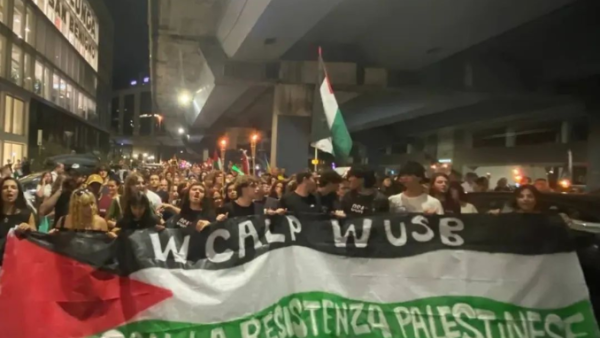 Trabalhadores do Porto de Génova manifestam-se pela Palestina.