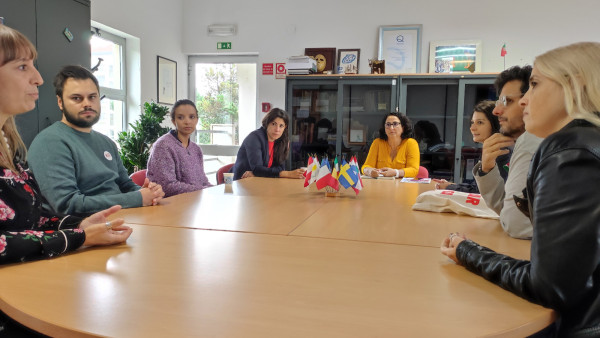 Visita do Bloco de Esquerda de Sintra ao Centro de Educação para o Cidadão com Deficiência