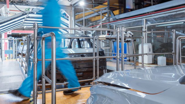 linha de montagem automóvel