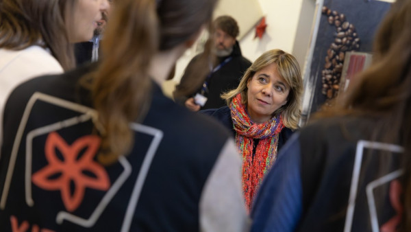 Catarina Martins no centro de acolhimento de pessoas em situação de sem abrigo do Beato. 