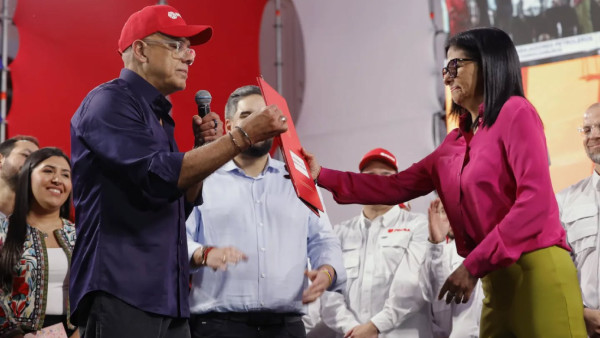 Jorge Rodriguez e Delcy Rodriguez