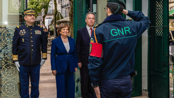 Ministra da Administraçao Interna e o secretário de Estado na cerimónia da GNR a 28 de janeiro.