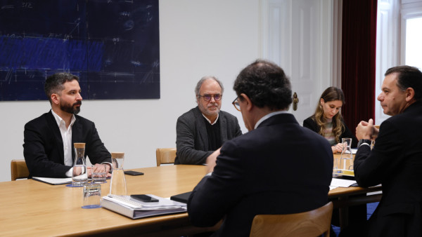 Reunião entre o Govrno e o Bloco de Esquerda esta quarta-feira