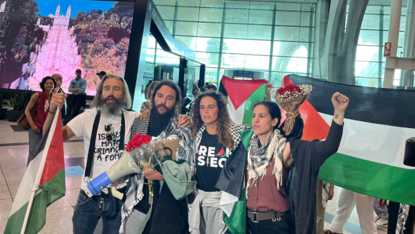 Gonçalo Dias e Beatriz Bartilotti (ao centro) com Nuno Gomes e Joana Rocha