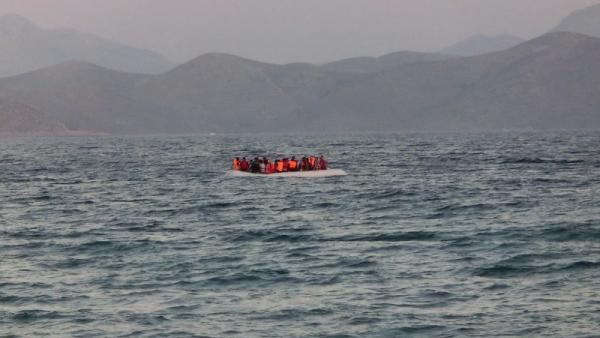 Barco com migrantes no Mediterrâneo. 2015. International Federation of Red Cross and Red Crescent/Flickr.