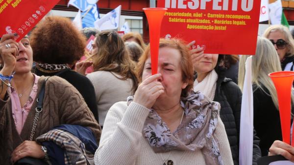 Professores exigem respeito. Foto da Fenprof.