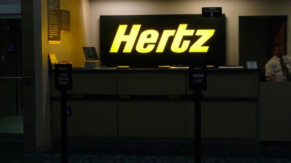 Balcão da Hertz. Foto de Michael Gray/Flickr.