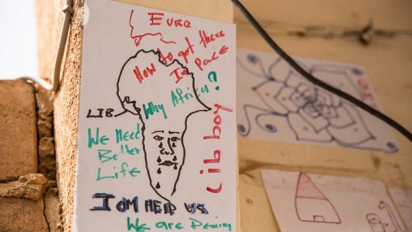 desenho com mapa de África em lágrimas