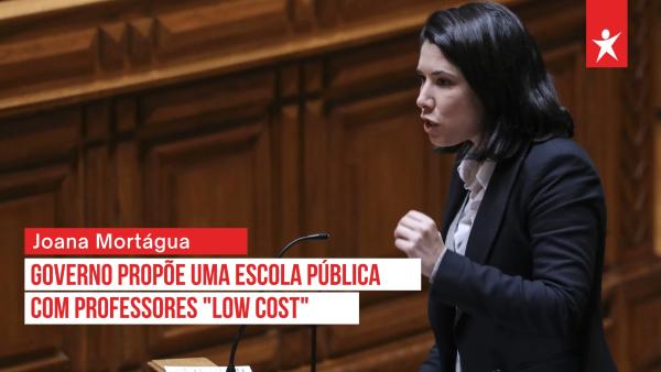 Governo propõe uma Escola Pública com professores "low-cost