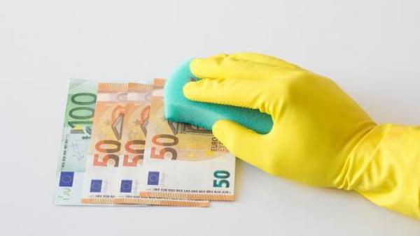 Mecanismo dos vistos gold sempre foi criticado enquanto potenciador do branqueamento de capitais.