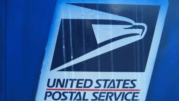 Câmara dos Representantes aprova legislação para reforçar serviço postal americano