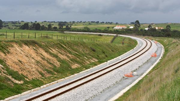 Linha de Évora. Foto de Nuno Morão/Flickr.