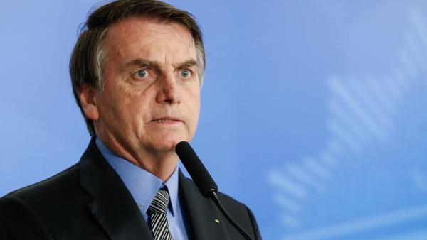 Em causa está um esquema que envolve Michelle Bolsonaro, atual primeira dama do Brasil, e Fabrício Queiroz, ex assessor do filho mais velho de Jair Bolsonaro.