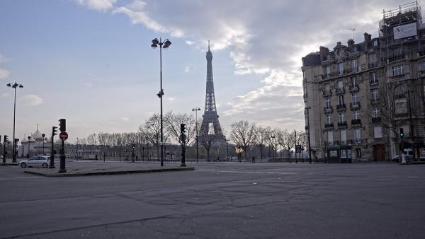 Paris em quarentena. Foto: Charlievdb/Flickr