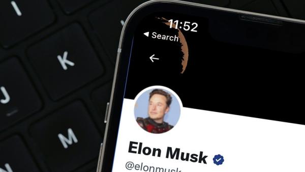 Musk no Twitter. Foto de Alpha Photo/Flickr.